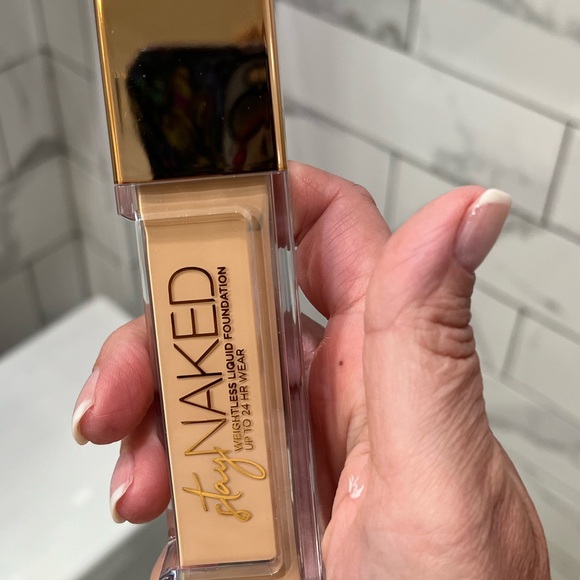 Urban Decay Other - Urban Decay Stay Naked Foundation 40NN